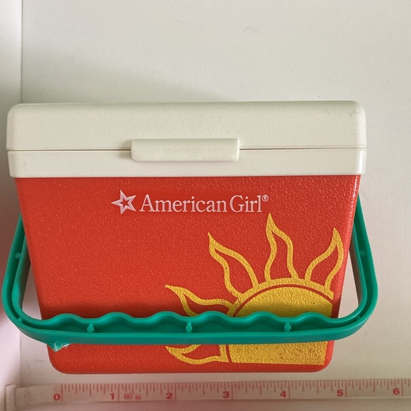 American Girl Doll Beach Cooler Set with sandwiches, drinks and ice - Picture 3 of 7